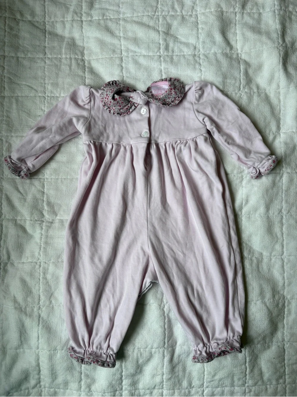 Petit Bebe Baby Girl Pink Floral-Trim One-Piece Romper 6 Months Peter Pan Collar
